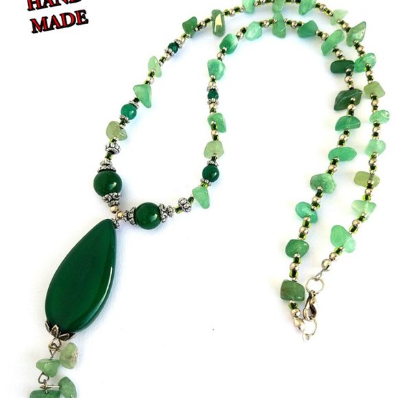 Green Agate Natural Stone Design Necklace - Picture 2 of 2